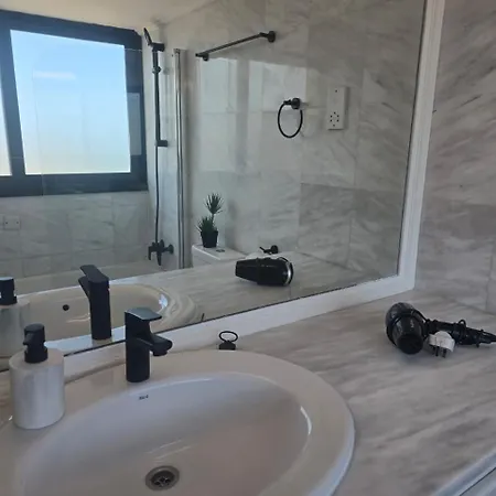 דירה Lazuli Skyline & Sea View Penthouse
