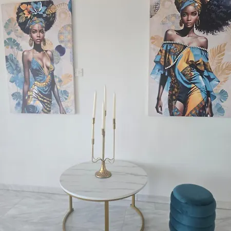 Lazuli Skyline & Sea View Penthouse דירה לרנקה