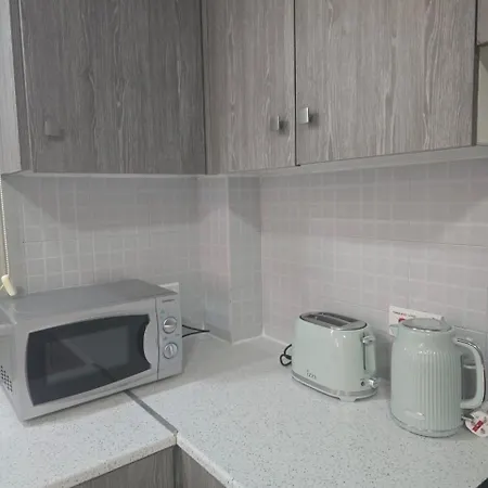 Lazuli Skyline & Sea View Penthouse לרנקה