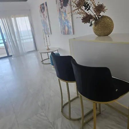 דירה Lazuli Skyline & Sea View Penthouse