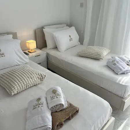 דירה Lazuli Skyline & Sea View Penthouse לרנקה