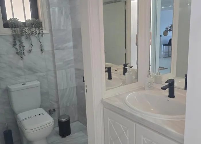 Lazuli Skyline & Sea View Penthouse Apartmán