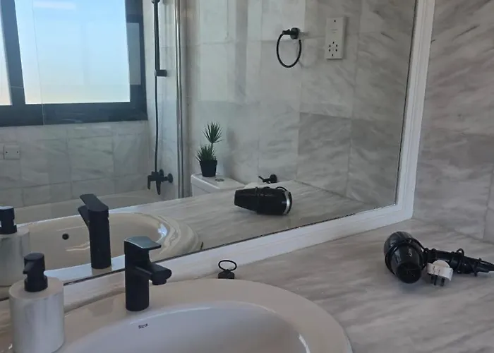 Apartmán Lazuli Skyline & Sea View Penthouse