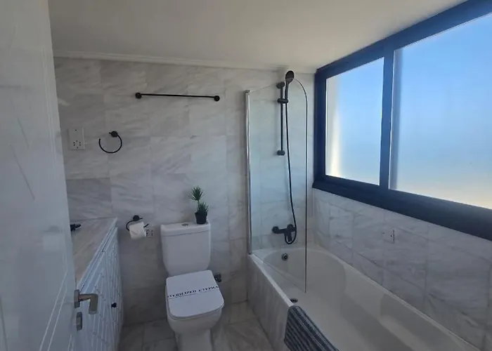 Lazuli Skyline & Sea View Penthouse Apartmán *