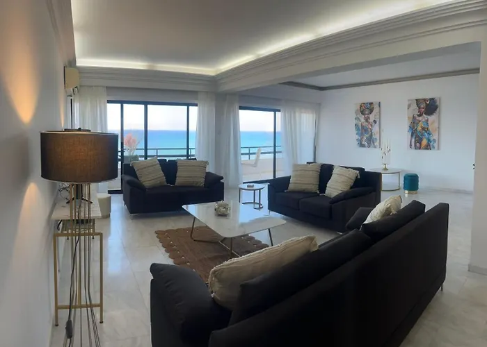 Lazuli Skyline & Sea View Penthouse Apartmán Larnaca