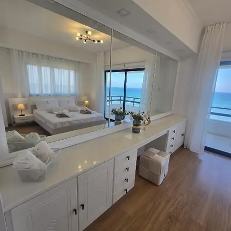 公寓 Lazuli Skyline & Sea View Penthouse *